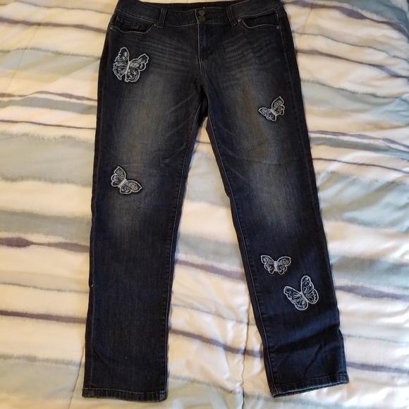 NEW YORK & COMPANY Denim - NY&Co Soho Soft Boyfriend Butterfly Jeans